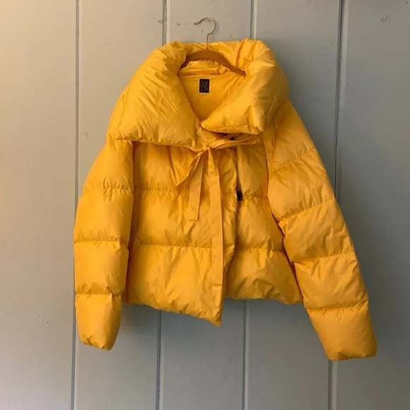 Bacon Yellow Puffer - Picture 3 of 7